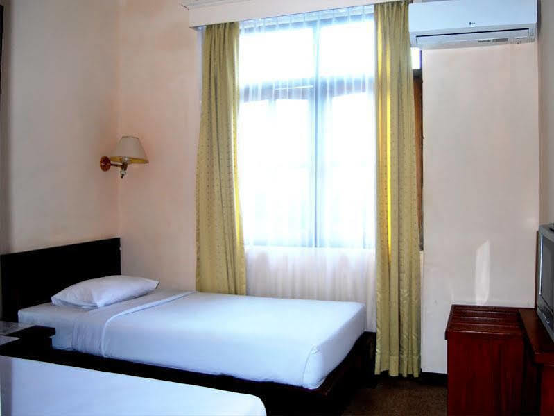 Hotel Bumi Asih Padangsidimpuan Batubelubang Zewnętrze zdjęcie